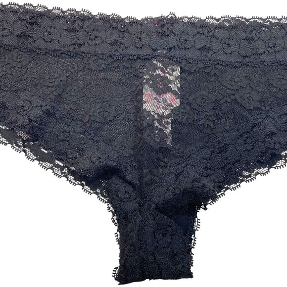 NWT Victoria's Secret 2013 Black Lace Extra Low-Rise Cheekster Panties Size M - Picture 2 of 11